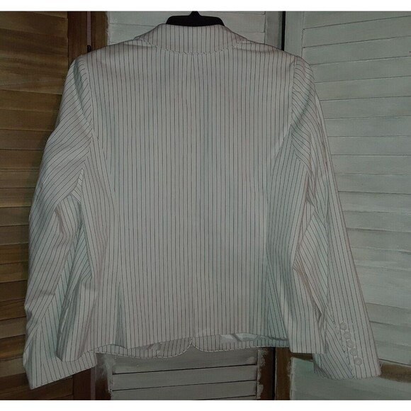 Lane Bryant The Bryant Blazer Size 18 One Button White Pinstripe Notch Lapel - Picture 2 of 10